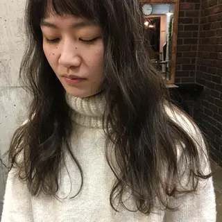 ロング コンドウ ハヅキのヘアスタイル