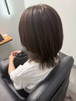ミディアム 高橋 葵のヘアスタイル