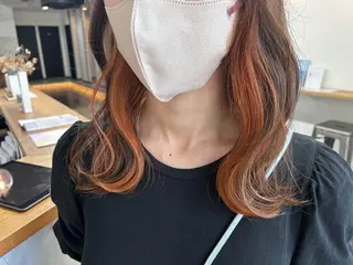 ミディアム カラー sol. ayakaのヘアスタイル