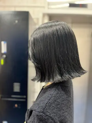 ミディアム カラー white.梅田所属・White梅田 / COCOのヘアスタイル