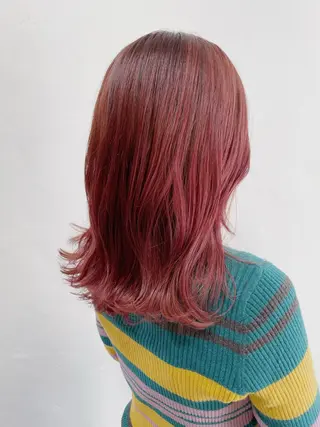 ミディアム カラー ふわっとレイヤー 🪽スガヤハルミのヘアスタイル