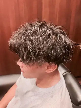 ショート パーマ メンズ HIROGINZA ヒロ銀座 青山所属・マツオ リュウホウ🐉のヘアスタイル