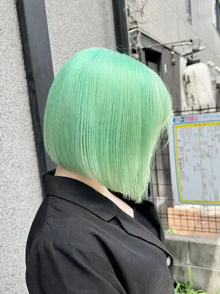 ショート カラー Via officialのヘアスタイル