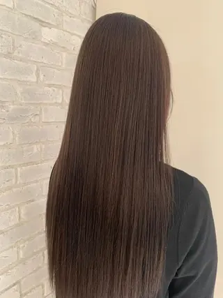 ロング 🤎艶感ベージュ/ ミルクティー🤎のヘアスタイル