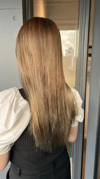 ロング カラー ぱつっとボブ/Wカラ ー/ことこ🍒のヘアスタイル