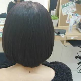 ショート カラー 透明感ハイライト◎ 伊藤夏海のヘアスタイル