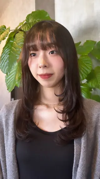 ミディアム botan🎧♩ akaneのヘアスタイル