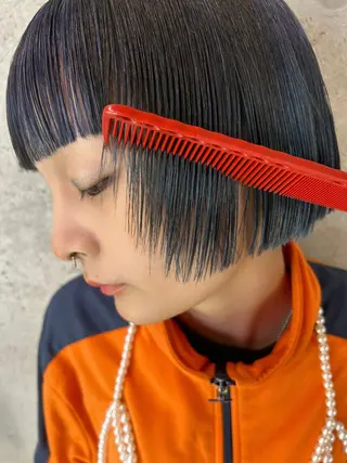 ショート ぱつっとボブ/Wカラ ー/ことこ🍒のヘアスタイル