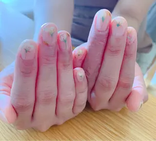 ネイル nail atelier new moon所属・森 貴子のネイルデザイン