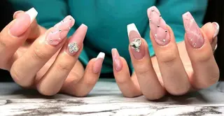 ネイル Nails' Buuのネイルデザイン