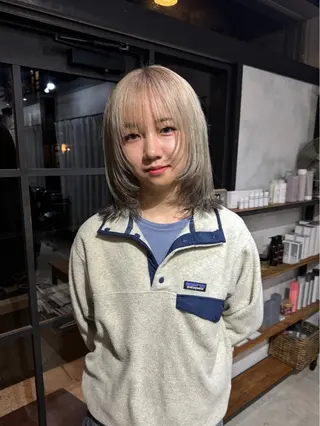 ミディアム 加藤 悠真のヘアスタイル