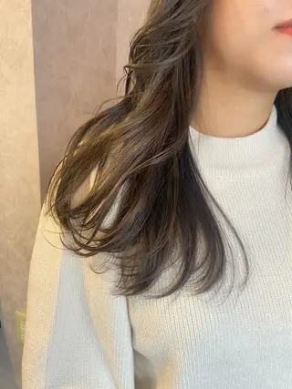 セミロング カラー haruki所属・. nozomiのヘアスタイル