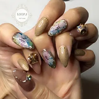 ネイル おおくぼ めぐみのネイルデザイン