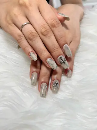 ネイル éclat-nail salon-所属・松本 ゆみかのネイルデザイン