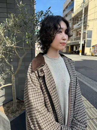 ミディアム (h)wim ウィムのヘアスタイル