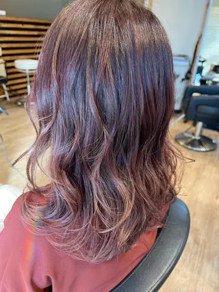 カラー 早川 真幸のヘアスタイル