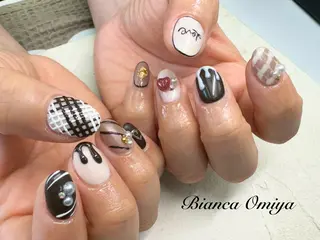 ネイル ビアンカ大宮 店長 モリサワレイラのネイルデザイン