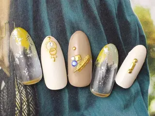 ネイル 松井 亜由美のネイルデザイン
