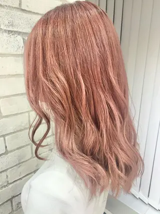 ミディアム filo by　Feria所属・filo   渋谷 Gishiのヘアスタイル