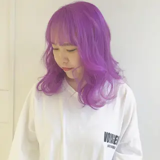 セミロング カラー ORIKA 美容室のヘアスタイル