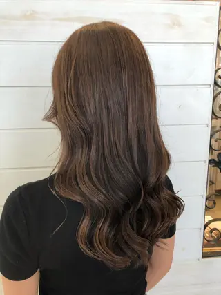 ロング カラー Crén by marie 真嘉比店所属・東恩納 誠のヘアスタイル