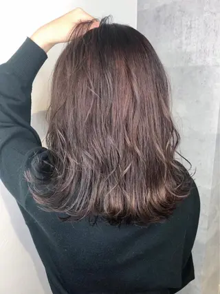 セミロング カラー _WHITE 高槻のヘアスタイル