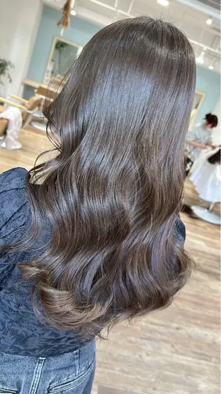 セミロング suzuka/透明感 カラー 美髪縮毛矯正のヘアスタイル