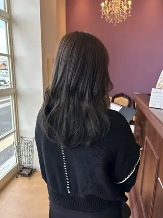 ロング カラー 今中 紗英のヘアスタイル