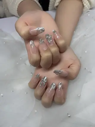 ネイル Anna Yayoi 💫のネイルデザイン