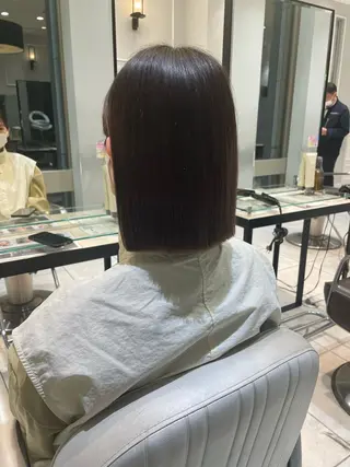 ショート 🩶赤み消しカラー 🐈‍⬛荻野美思🐾のヘアスタイル