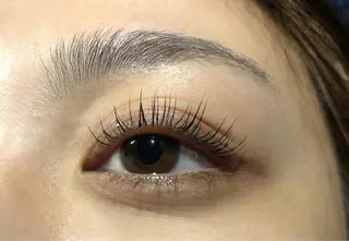 マツエク・マツパ eye&nail salon eclat所属・eclat Saoriのマツエク・マツパデザイン