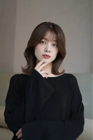 セミロング レイヤーカット/ くびれヘア佐藤大空のヘアスタイル