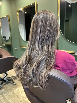 ロング カラー カラースペシャリスト しょう🧑🏼‍🎨のヘアスタイル