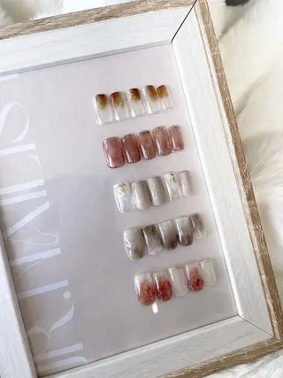 ミディアム アンルボネイル&アイラッシュ所属・anlubon /Jr.ネイリストのネイルデザイン