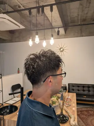 ショート メンズ SOL所属・透明カラー/ショート /髪質改善/亀山貴之のヘアスタイル