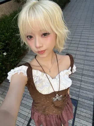 ミディアム カラー 透明感カラー🩵🩵 韓国ヘアkanatoのヘアスタイル