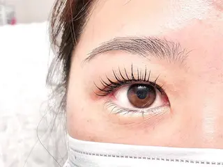 マツエク・マツパ エルフ 阿部月菜の眉毛・アイブロウイメージ