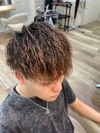 ショート カラー パーマ メンズ メンズパーマ 北原寿樹のヘアスタイル