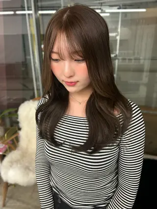 ロング カラー Pia Yakuin所属・【Pia】 萌亜のヘアスタイル
