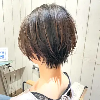 ショート カラー ヘアアレンジ MiU所属・韓国×髪質改善×美髪 縮毛矯正×レイヤーのヘアスタイル