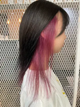 カラー 手塚 由佳のヘアスタイル