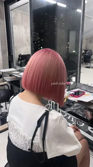 ショート カラー 🎨𖥔ׁTOMO♡ 🎀ゆるふわガーリーのヘアスタイル