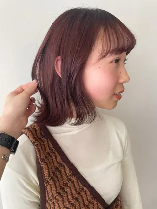 ミディアム カラー 安藤 佑衣のヘアスタイル