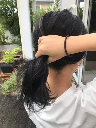 セミロング 下條 真のヘアスタイル