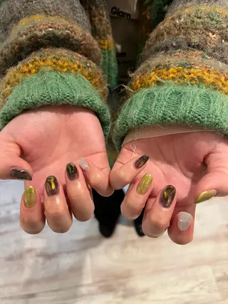 ネイル une／YUKINA 🫧大人nuanceのネイルデザイン