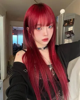 ロング カラー 透けるやわらか艶髪♡ ナチュラルストレートのヘアスタイル