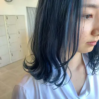 ミディアム ホラオク カナエのヘアスタイル