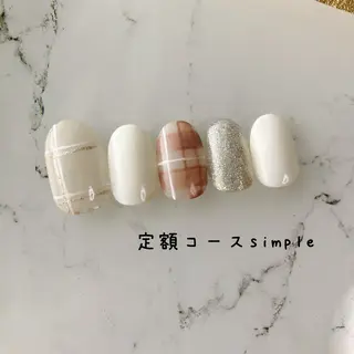ネイル Ema salon satomiのネイルデザイン