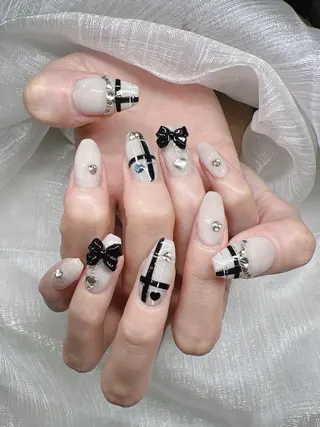 ネイル Lee Nails チップ長さだし専門店のネイルデザイン