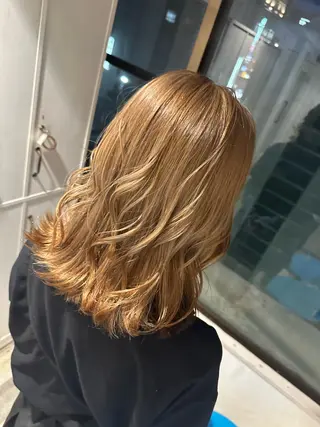 セミロング カラー tlimby ENVY所属・ハイトーンカラー 特化/yuukiのヘアスタイル